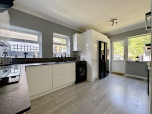 Kitchen - click for photo gallery